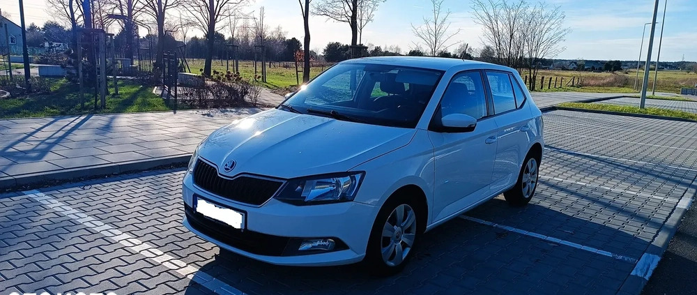 Skoda Fabia cena 21900 przebieg: 242000, rok produkcji 2015 z Radzymin małe 56